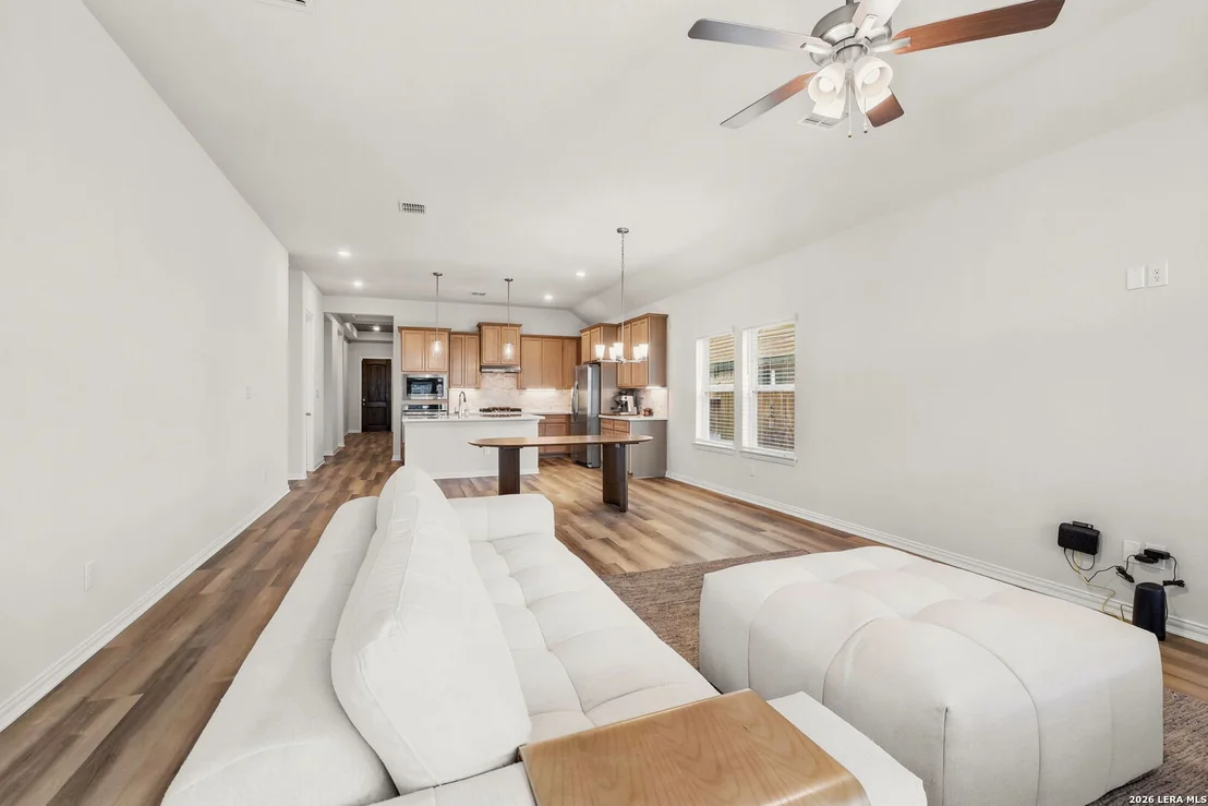 Photo of 1752 Heritage Maples