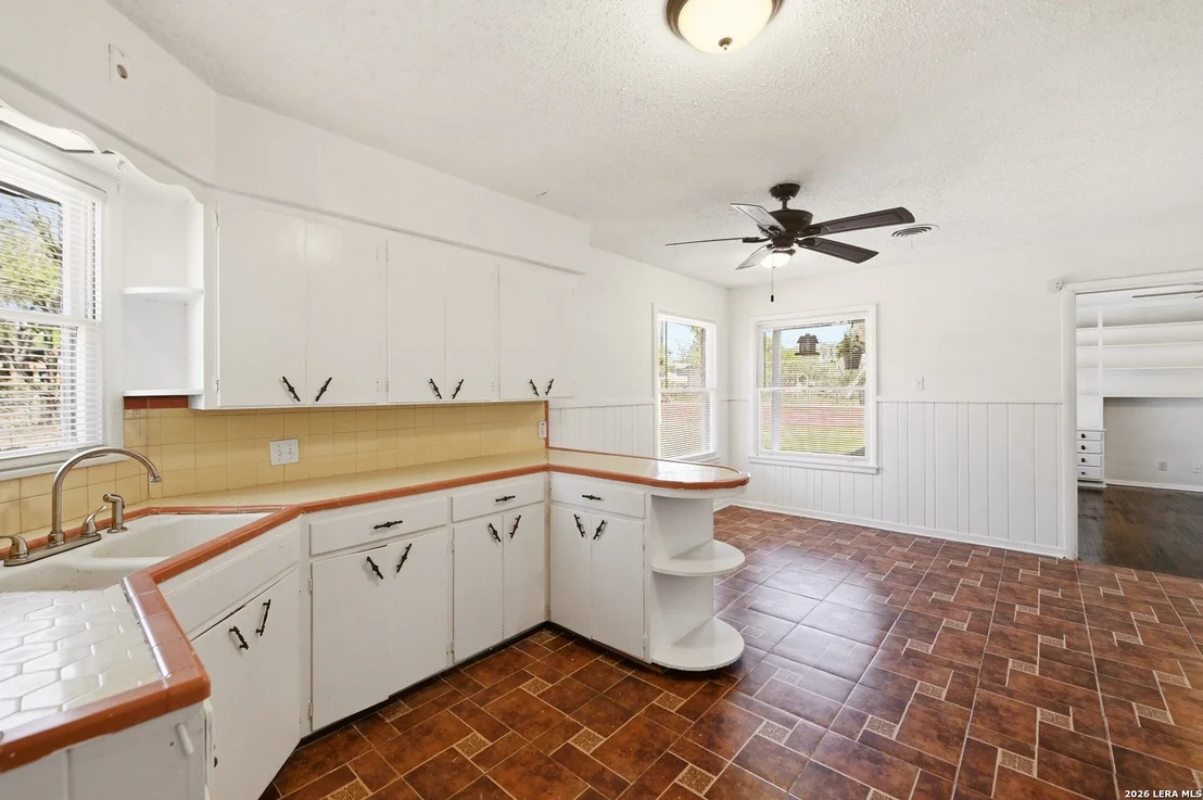 Photo of 219 Sunnycrest