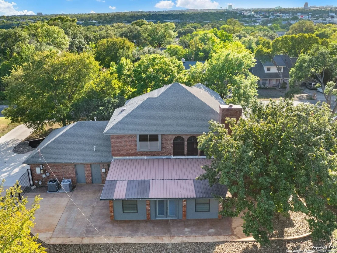 Photo of 332 Towne Vue