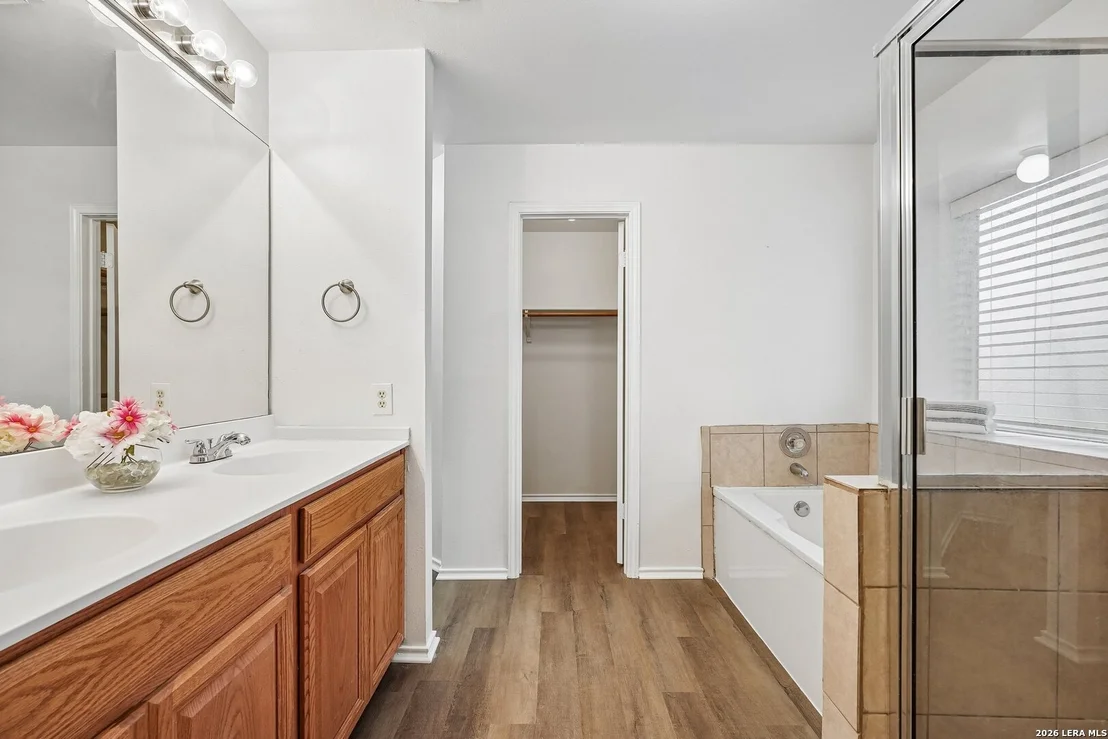 Photo of 1200 DOVE MDWS