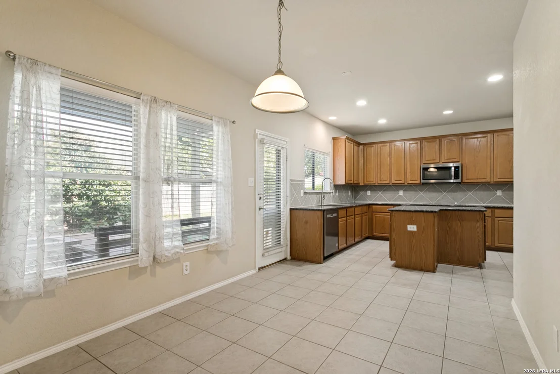 Photo of 404 CIRCLE STAR RD