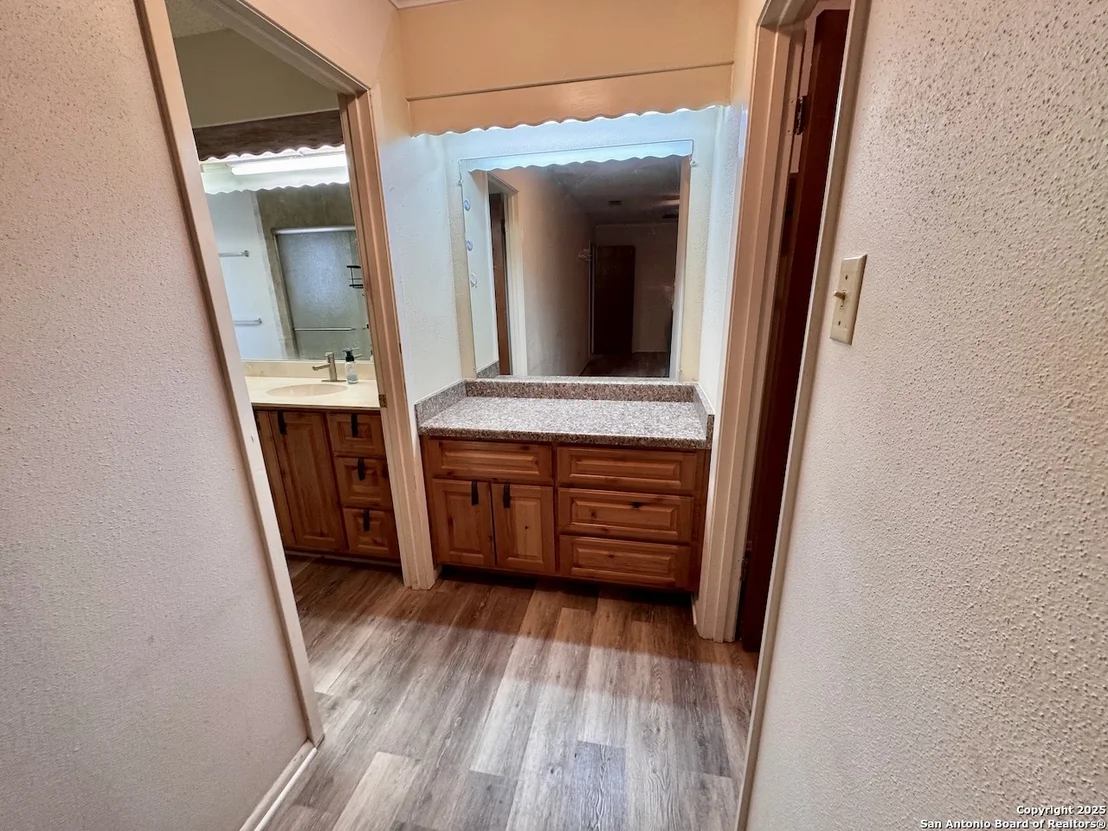 Photo of 220 Plestex