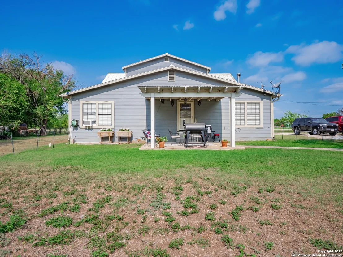Photo of 2275 Huber Rd