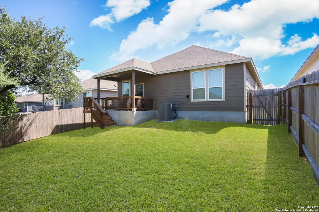 Photo of 27315 Hapgood Place