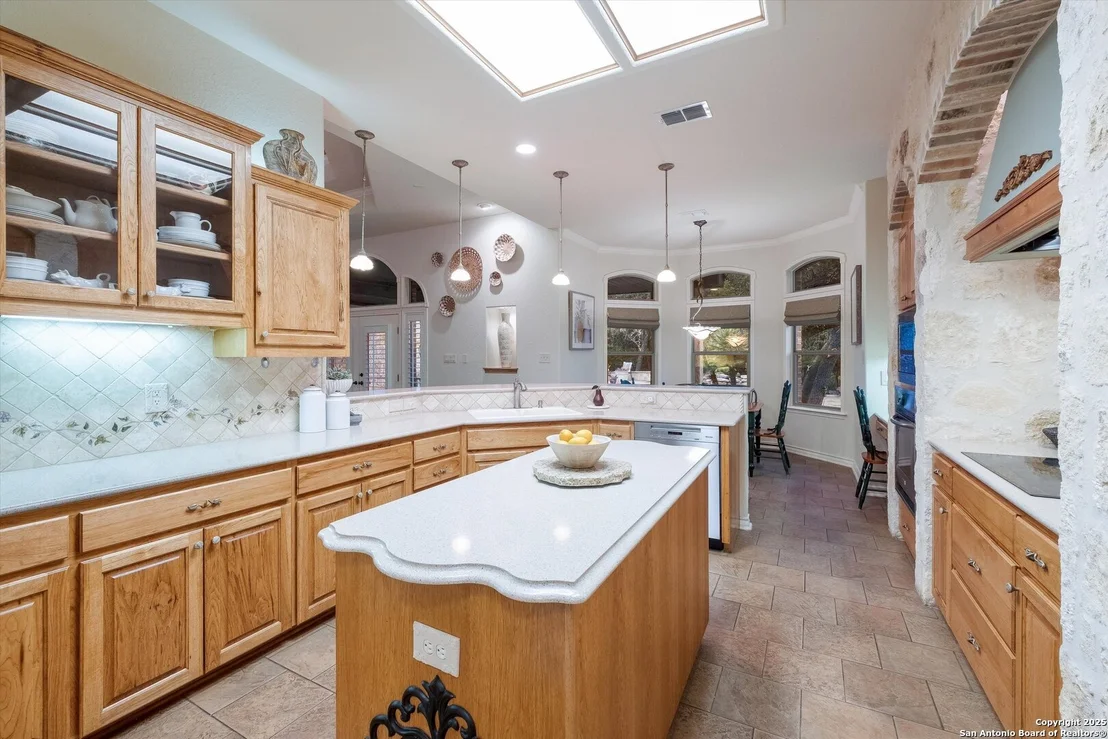 Photo of 15271 Chinquapin