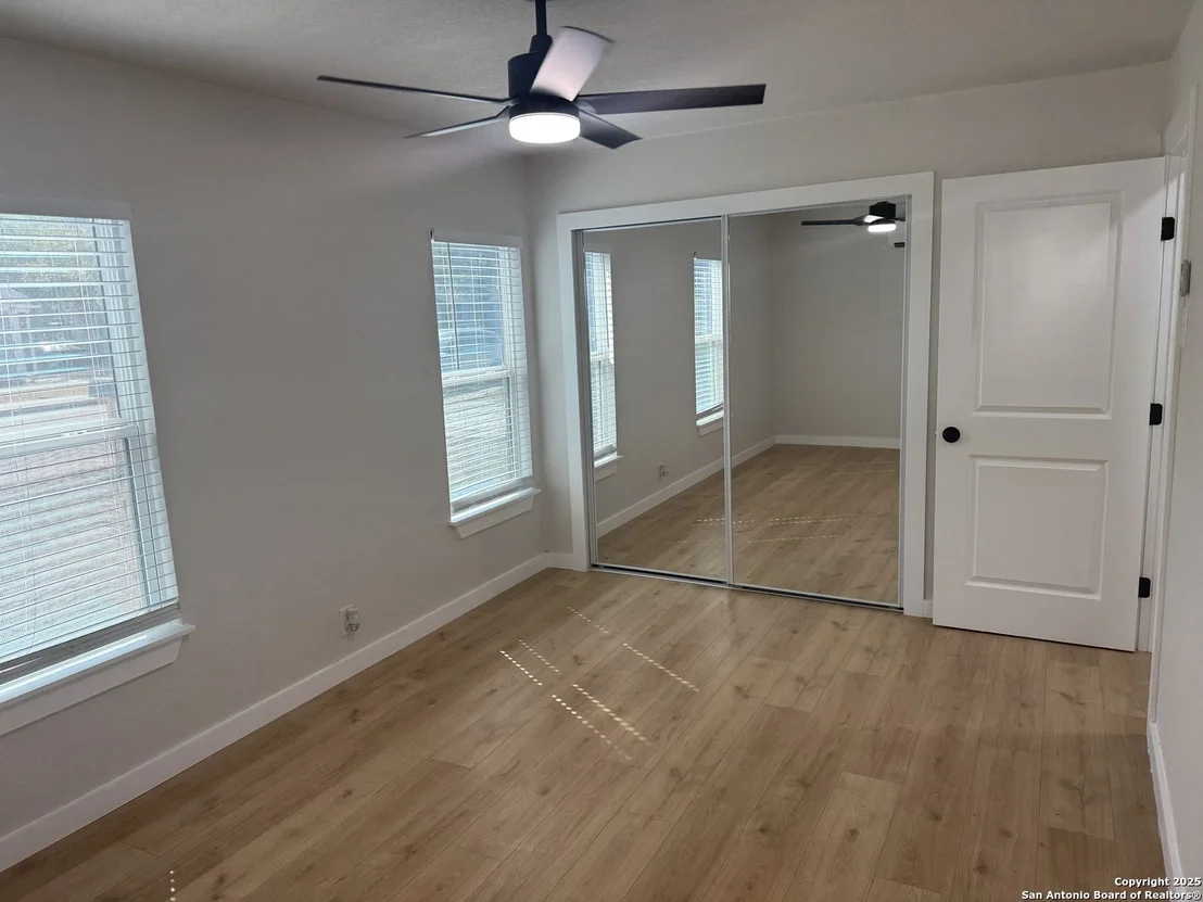 Photo of 143 Toltec