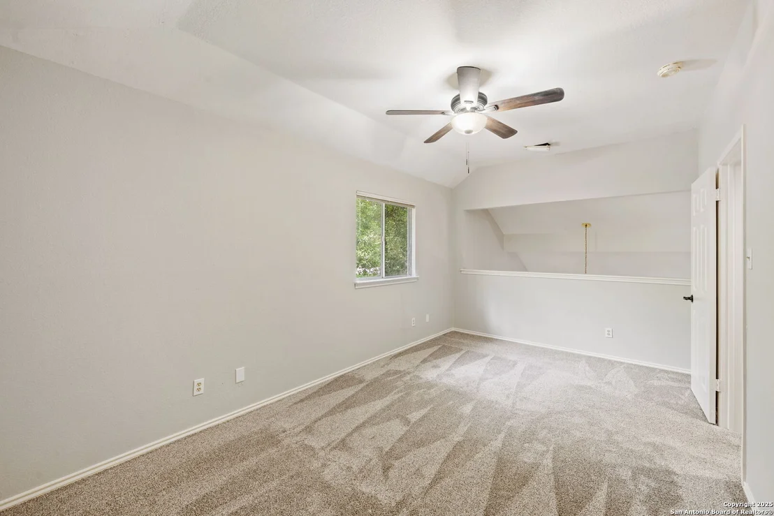 Photo of 6115 Glen Heather
