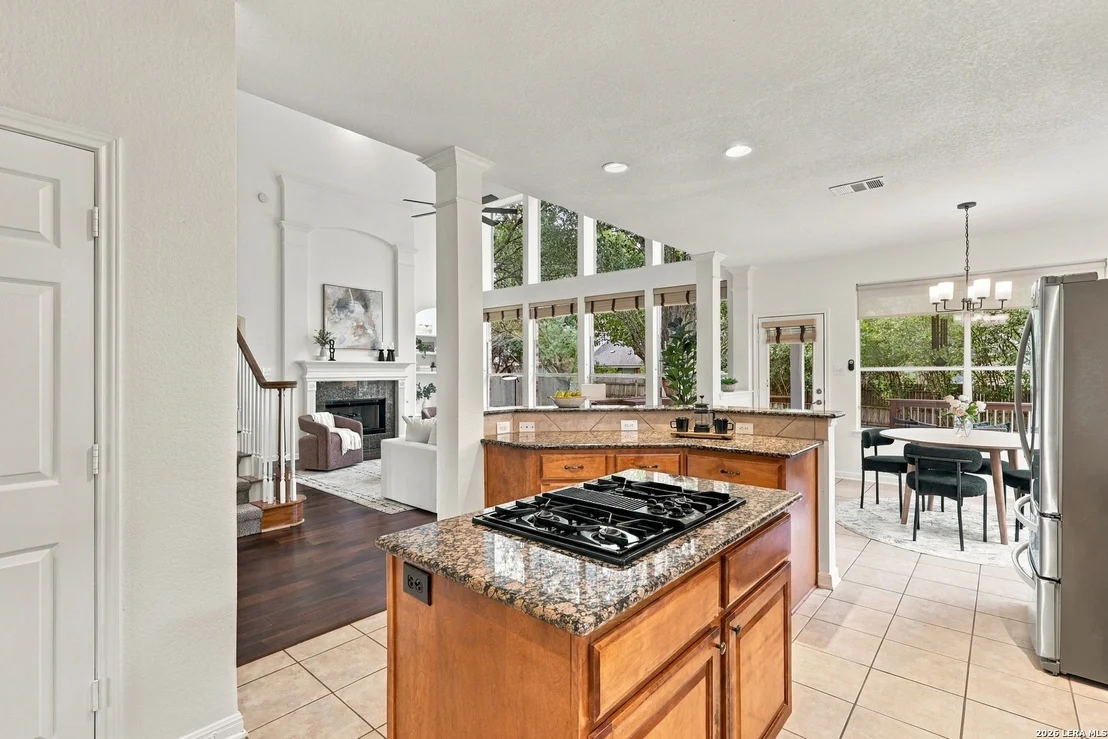 Photo of 18619 Rogers Pl