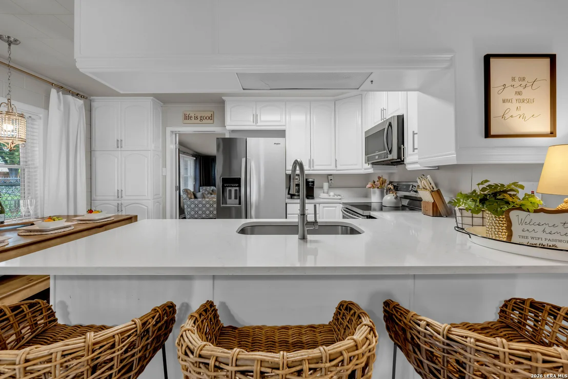 Photo of 301 Riverside Drive