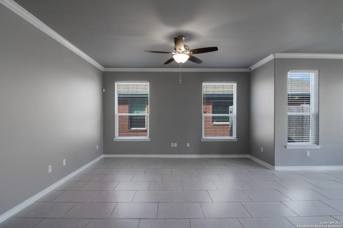 Photo of 2212 Tallow