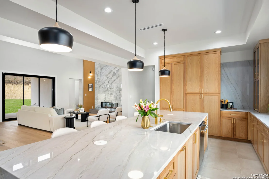 Photo of 9539 Lenox Hill