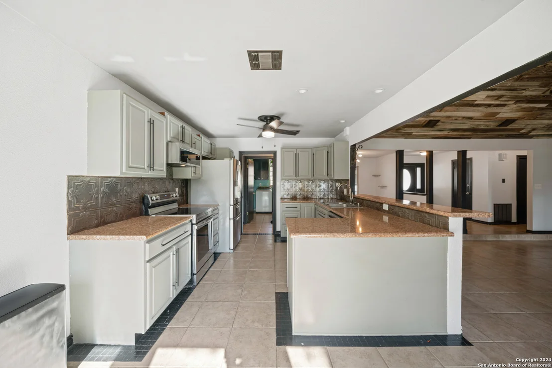 Photo of 2514 heather path