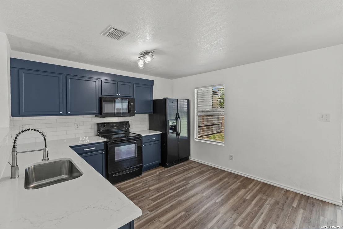 Photo of 136 Gatewood Bay