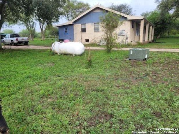 Photo of 227 Deaf Smith Rd