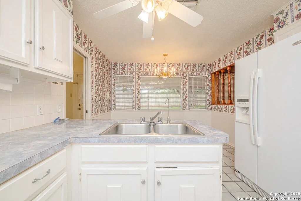 Photo of 23 Encino Loma
