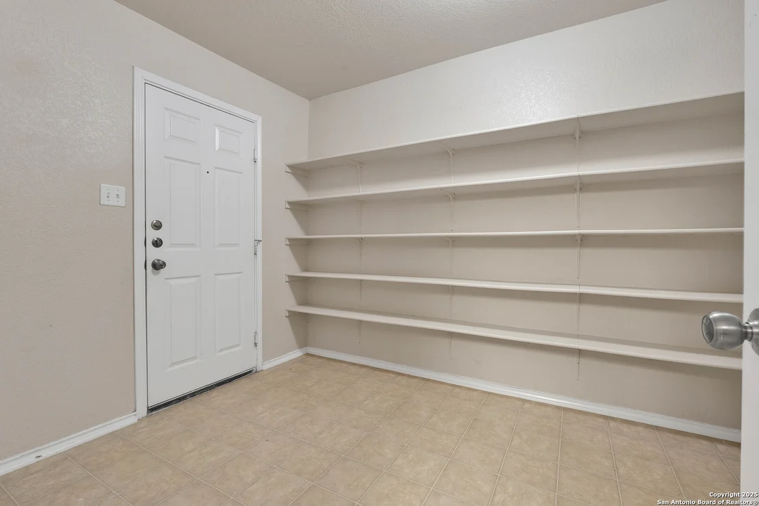 Photo of 8731 Sunview