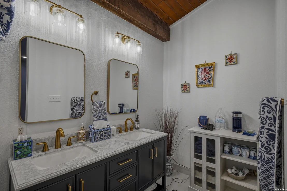 Photo of 148 Balcones Bend