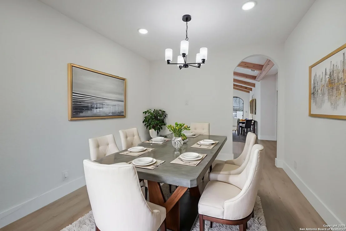 Photo of 6006 Forest Ledge