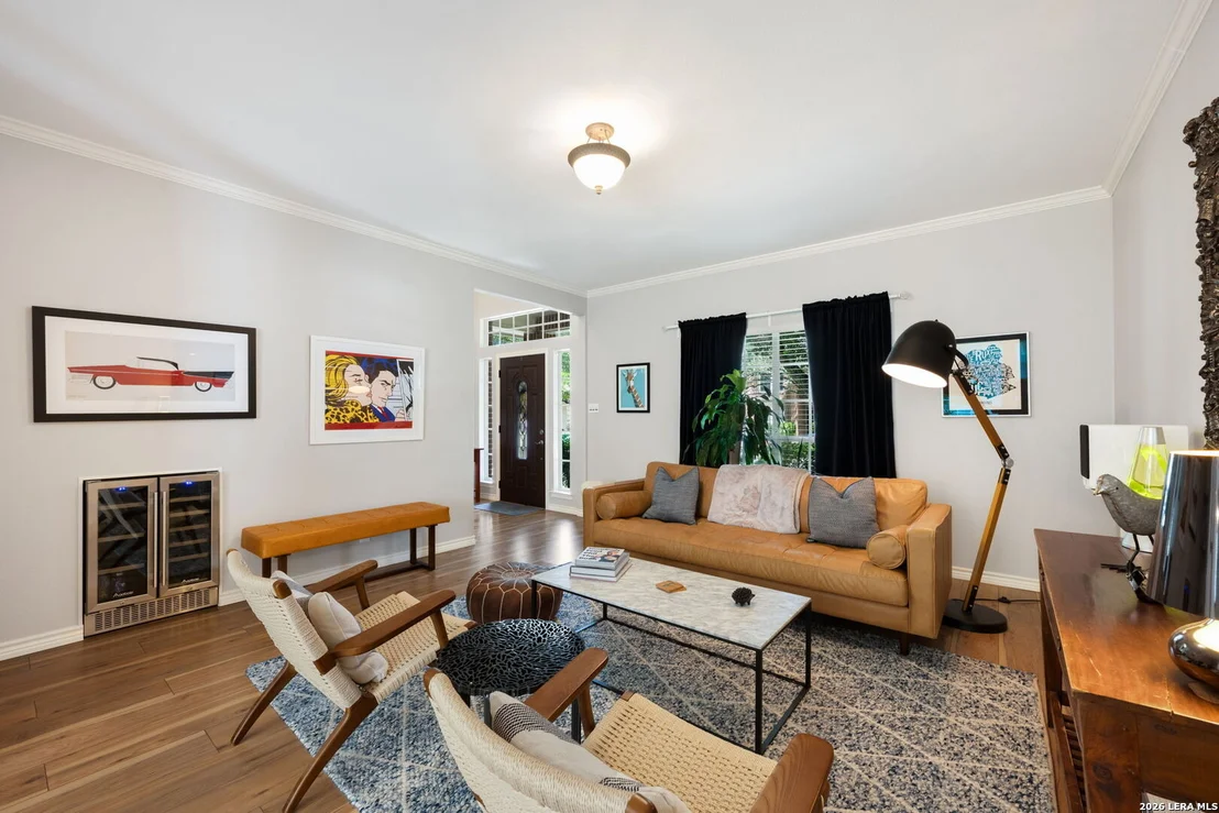 Photo of 15015 OAK BRIAR