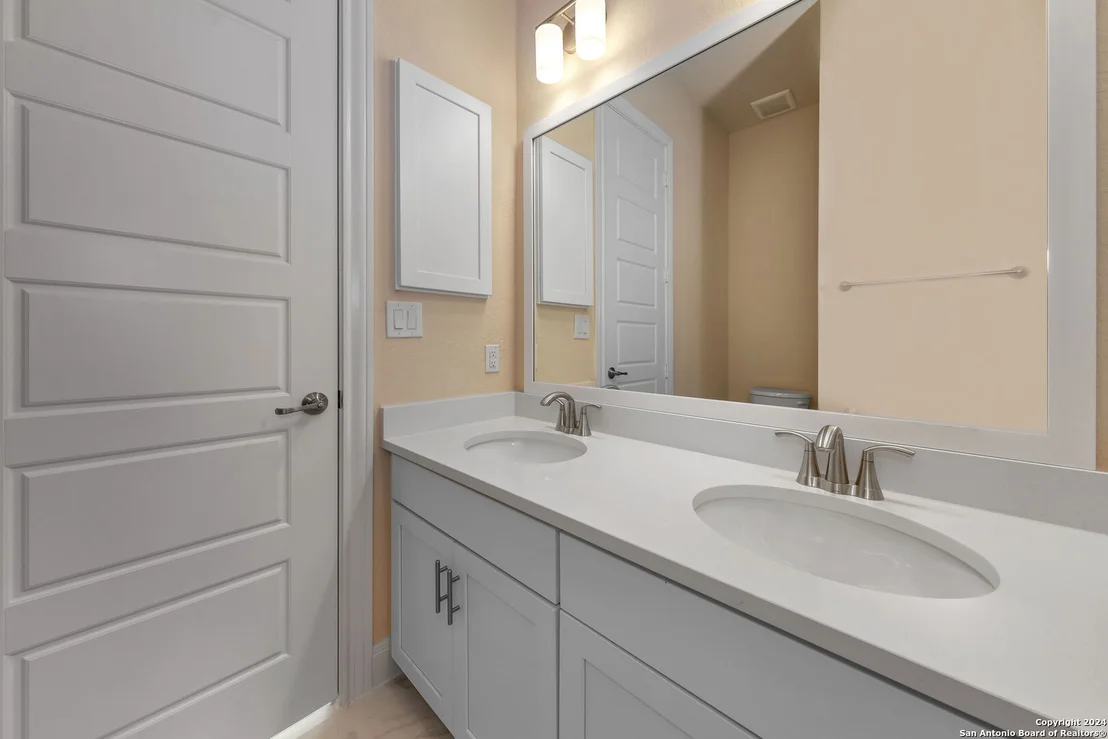 Photo of 4014 BALENTINE