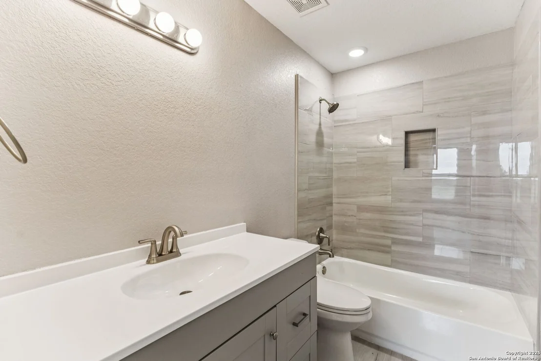 Photo of 112 spring valley