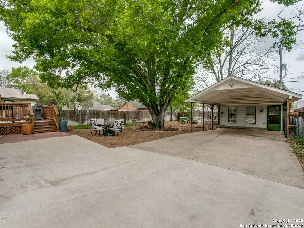 Photo of 223 Thorain