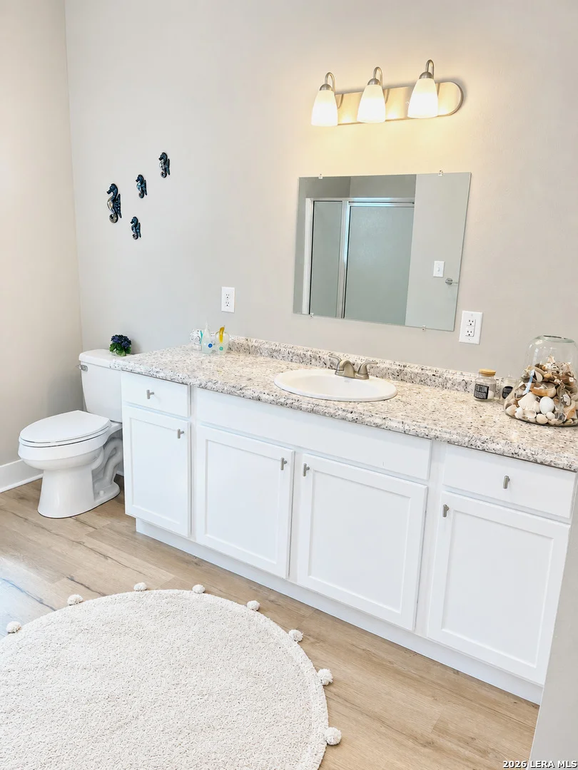 Photo of 137 OASIS CIR
