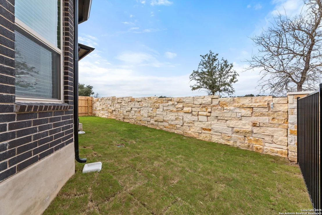 Photo of 404 Basket Grass Rd