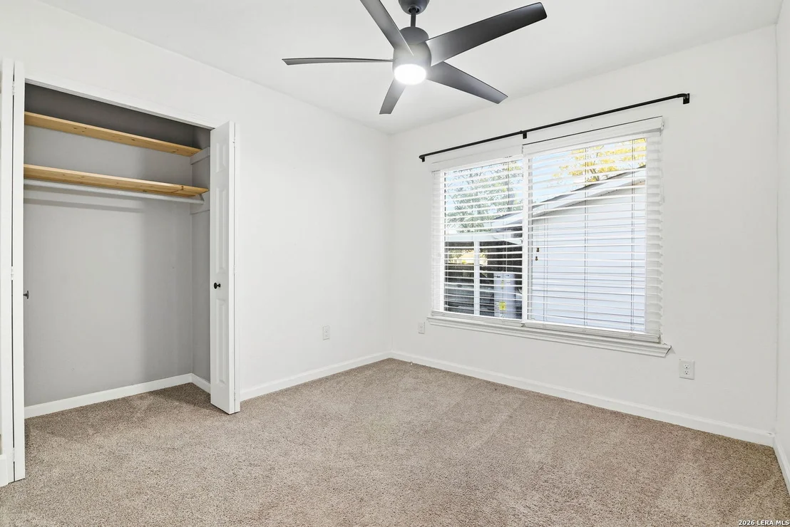 Photo of 2822 Knight Robin Dr