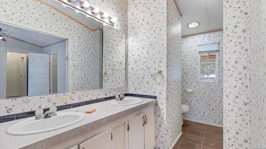 Photo of 276 RIVERVIEW TER