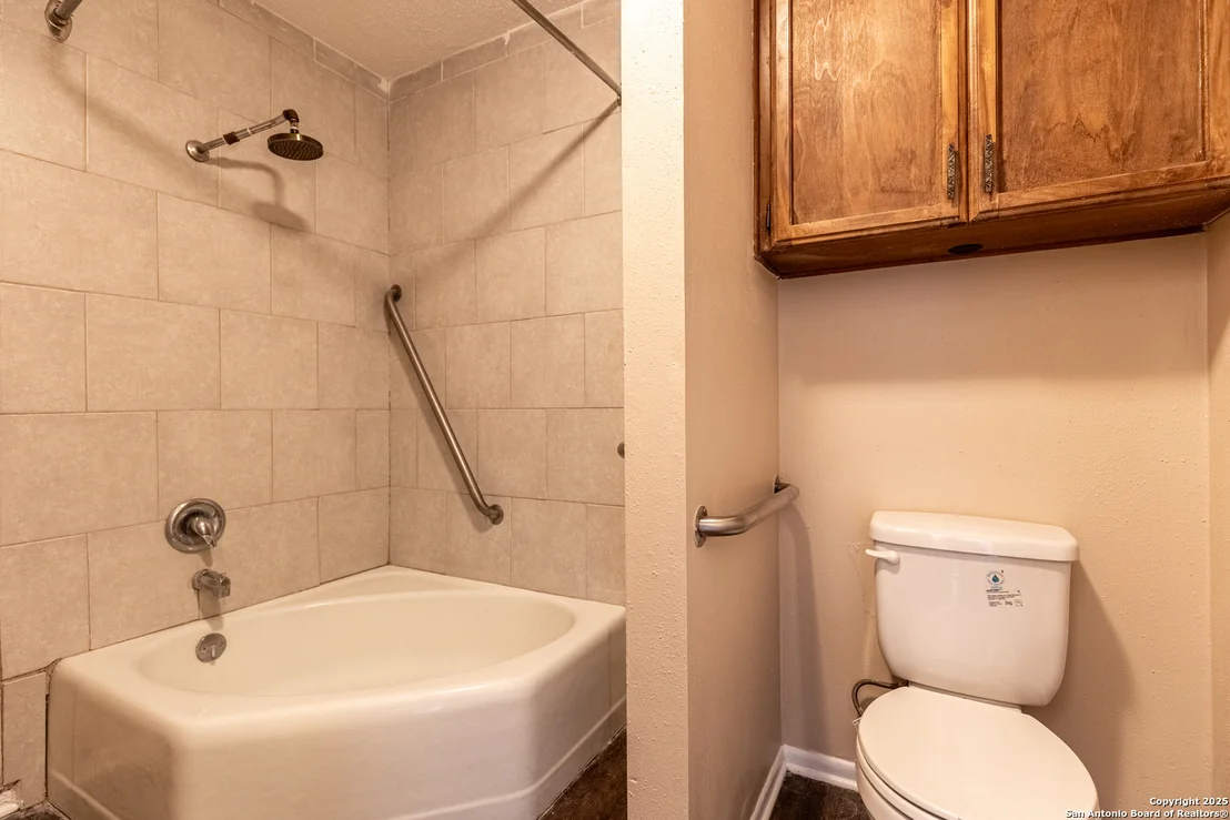 Photo of 5814 pineway