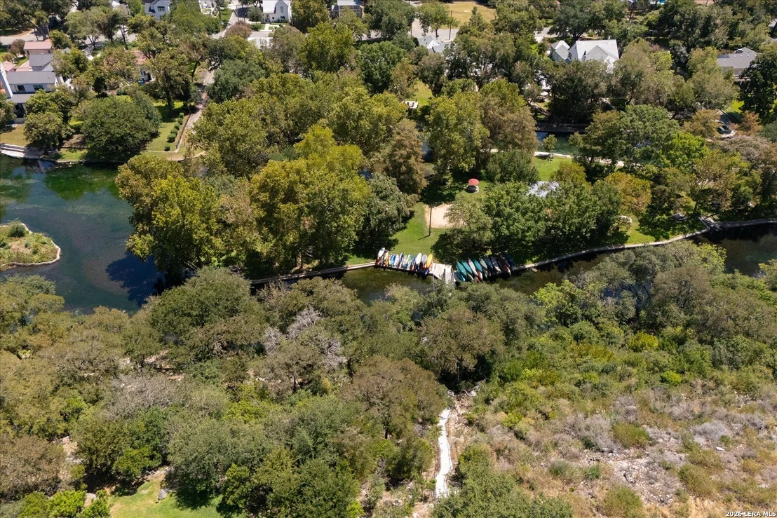 Photo of 429 Lakeview Blvd.