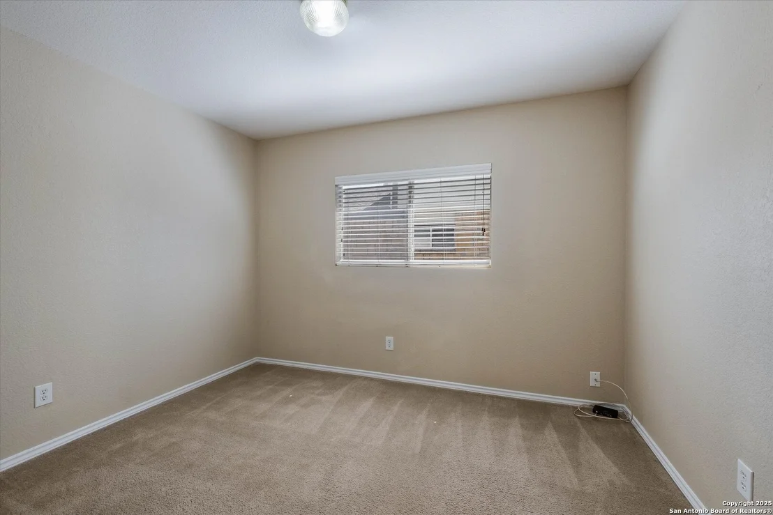 Photo of 328 WILLOW VIEW