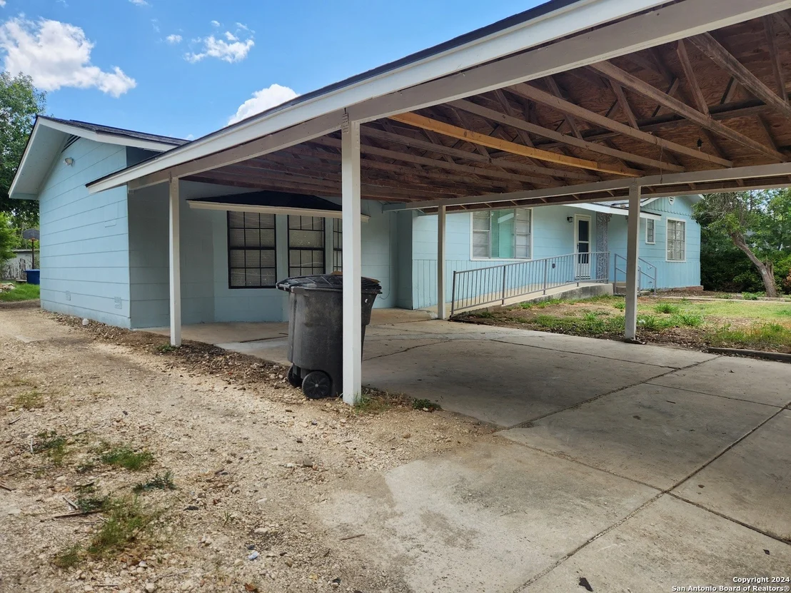 Photo of 224 GROBE DR