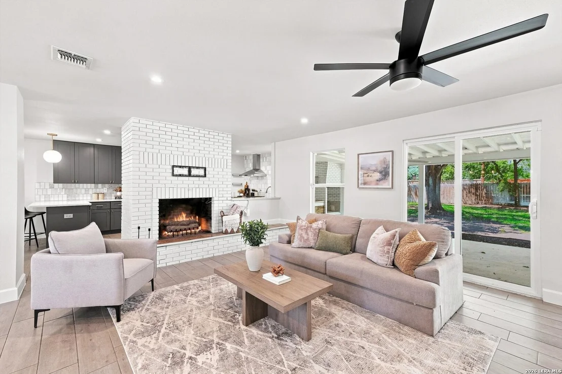 Photo of 217 Gardenview