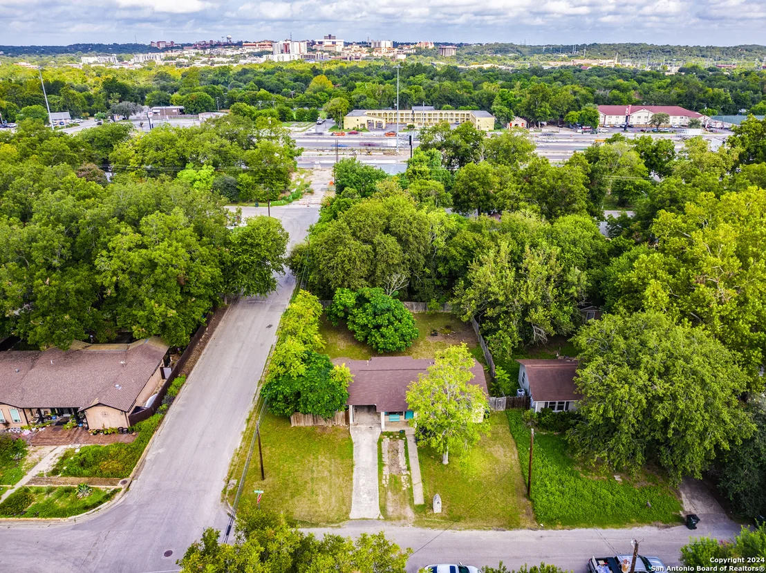 Photo of 303 Smith
