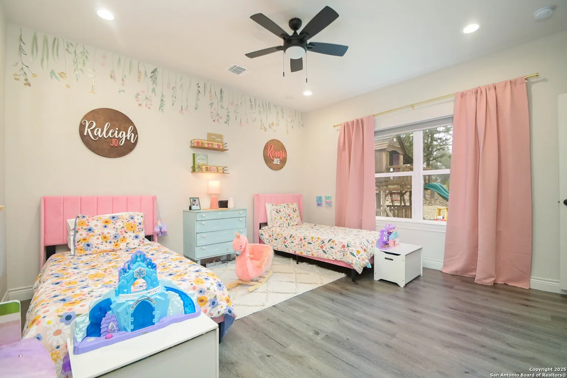 Photo of 134 Arabian Way