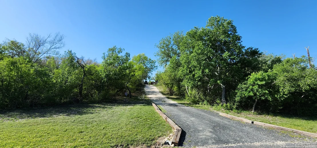 Photo of 350 County Road 574