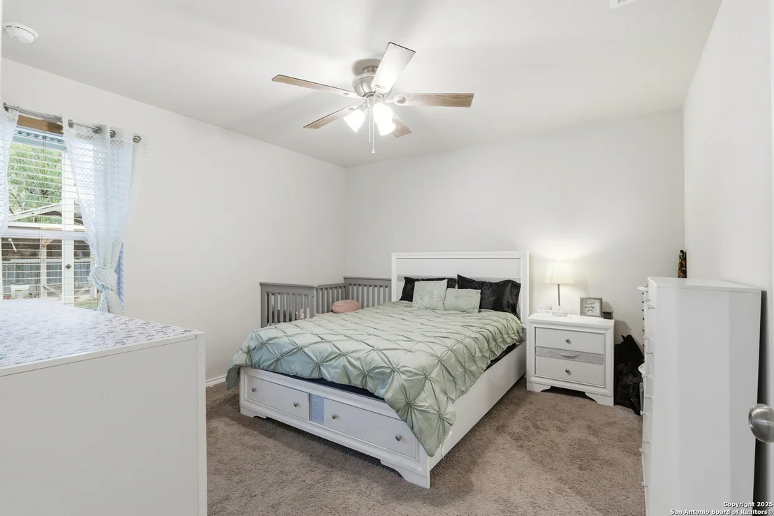 Photo of 5643 Vista Pont