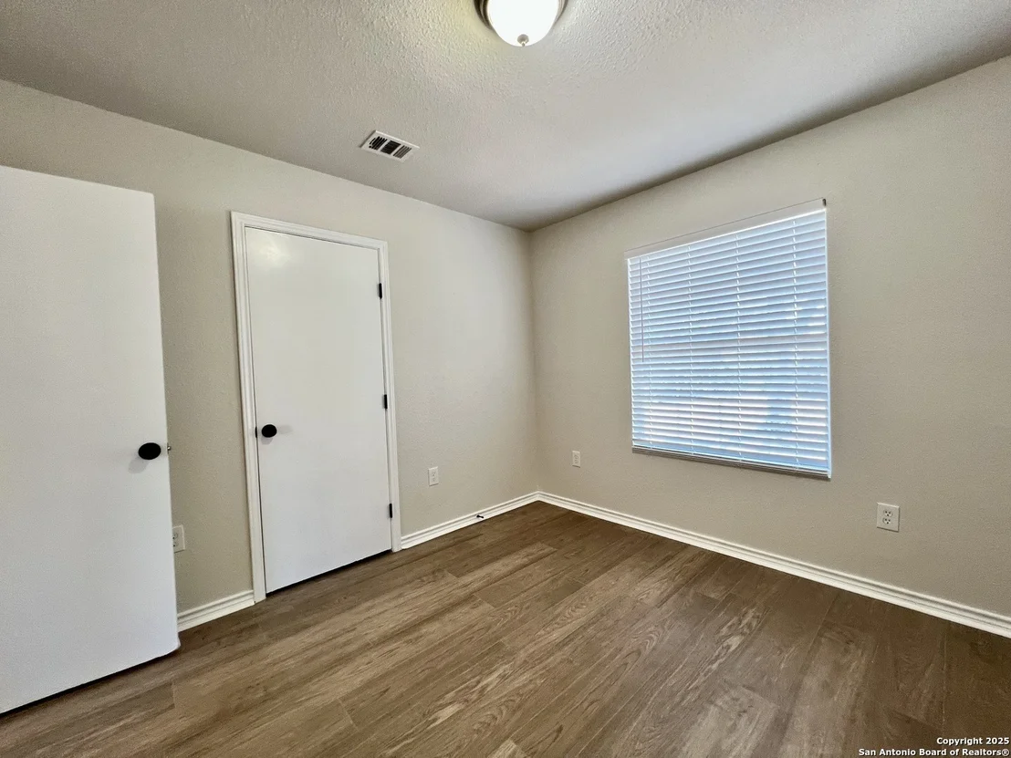 Photo of 106 Sublett