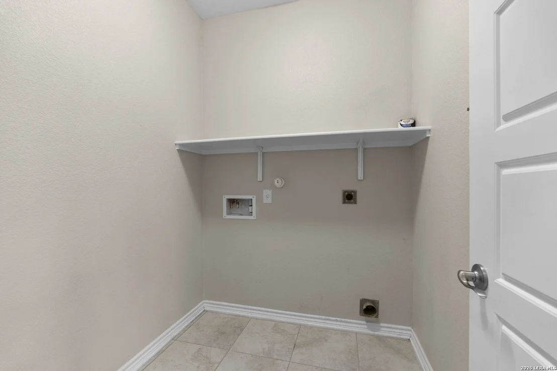 Photo of 1302 Hummingbird