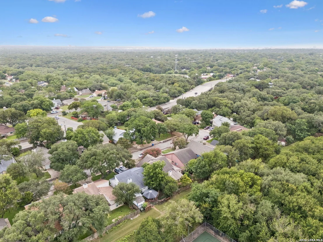 Photo of 14902 Oak Summit