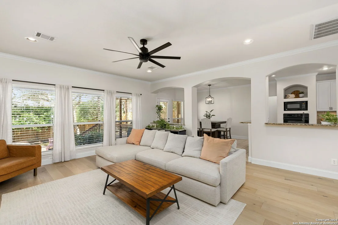 Photo of 8615 Solano Dr