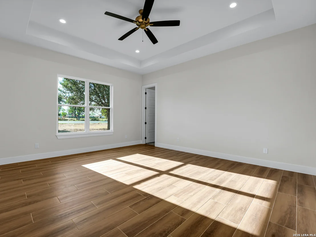 Photo of 101 W MEDIUM MEADOW DR