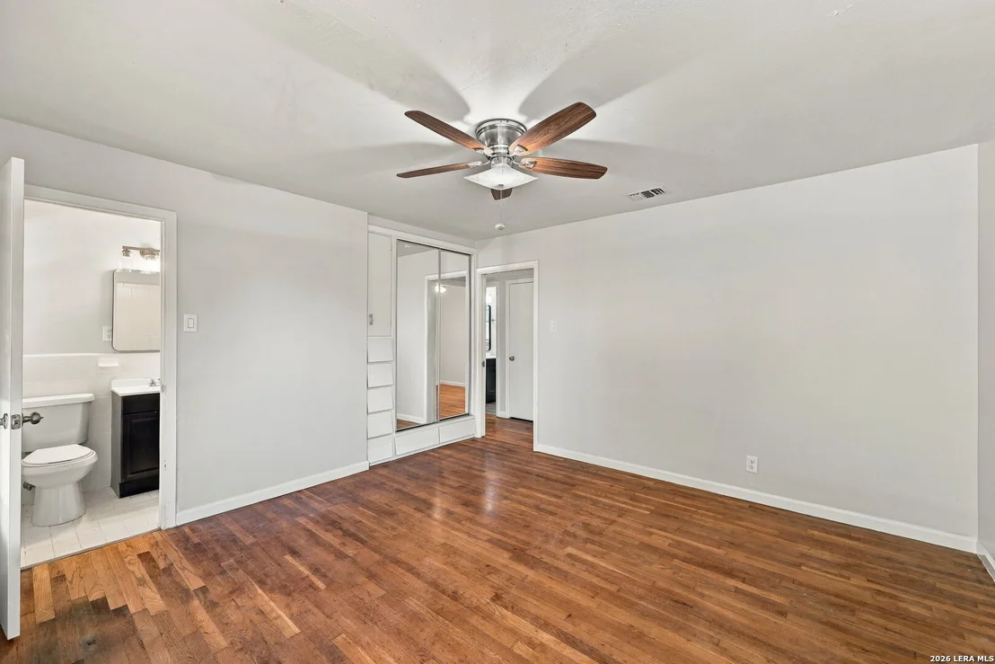 Photo of 358 TIMBERLANE DR