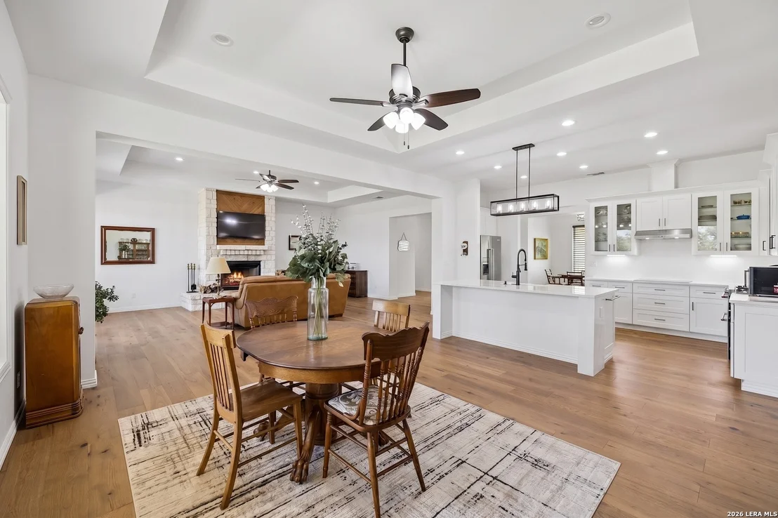 Photo of 879 LATIGO BLVD