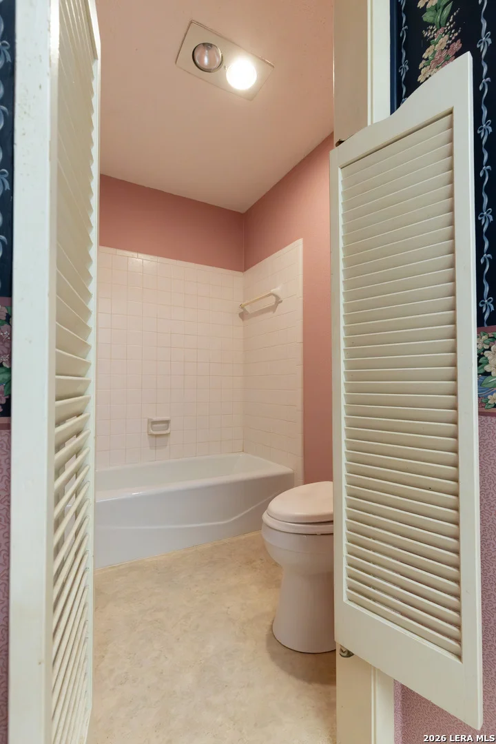 Photo of 4118 Coughran Rd