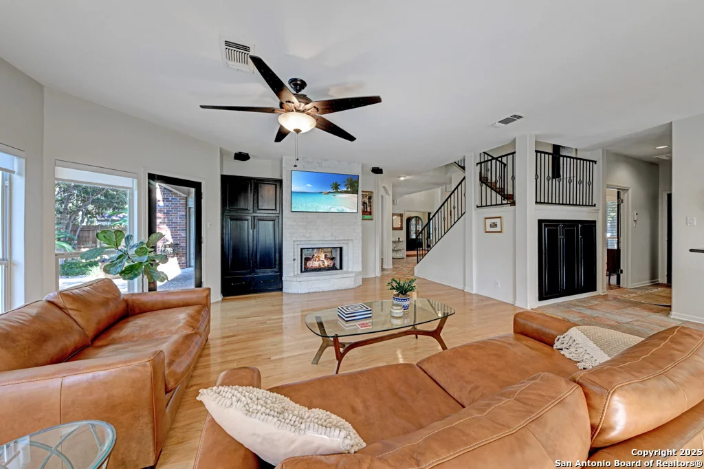 Photo of 2204 Blackoak Bnd
