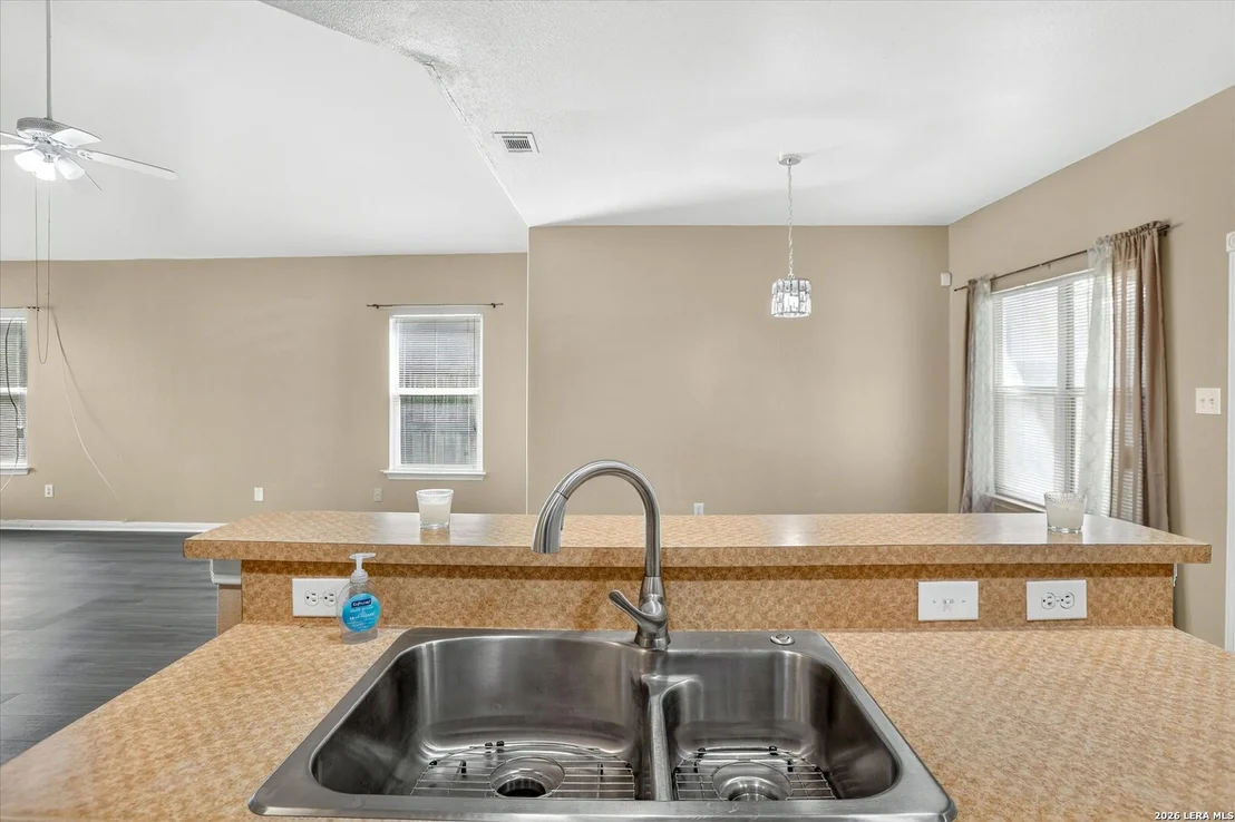 Photo of 5386 Chestnut View
