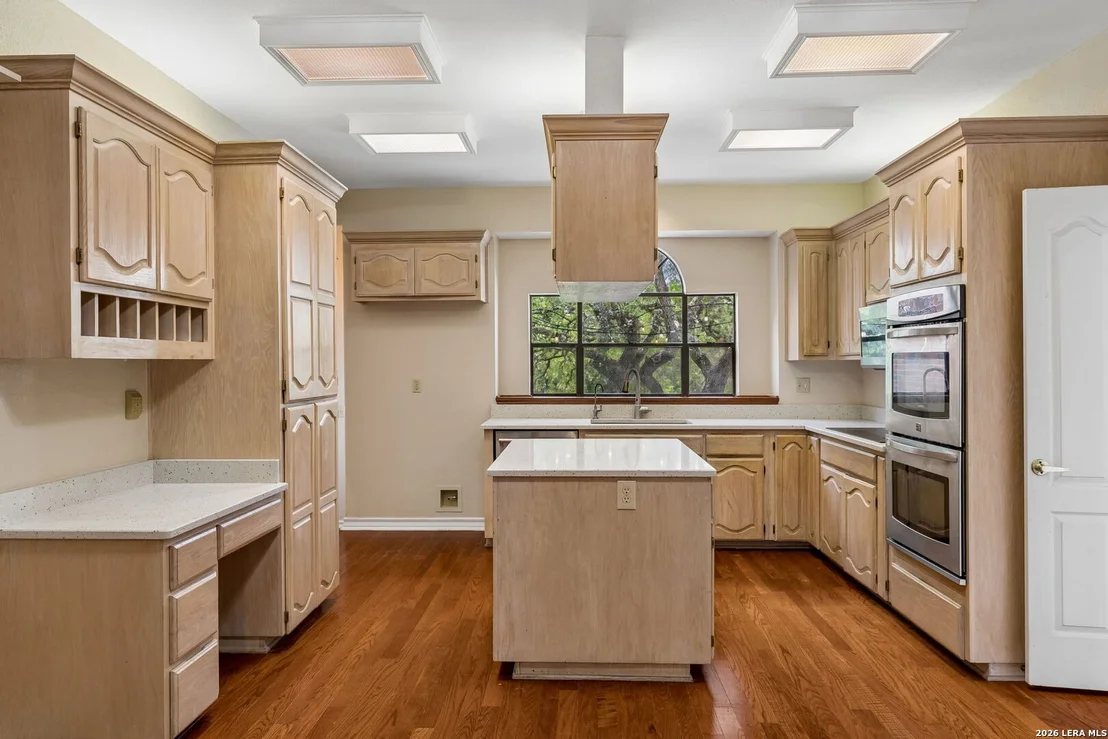 Photo of 14806 Circle J Trl